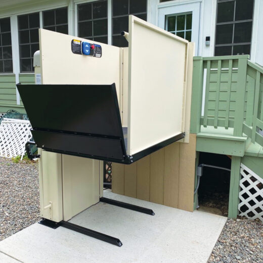 pre-owned Tucson AZ vpl wheelchair lift